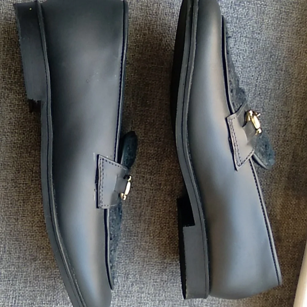Geppetto's charcoal grey loafers with hunter green fur eu size 32
